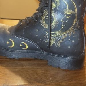 Celestial boots
